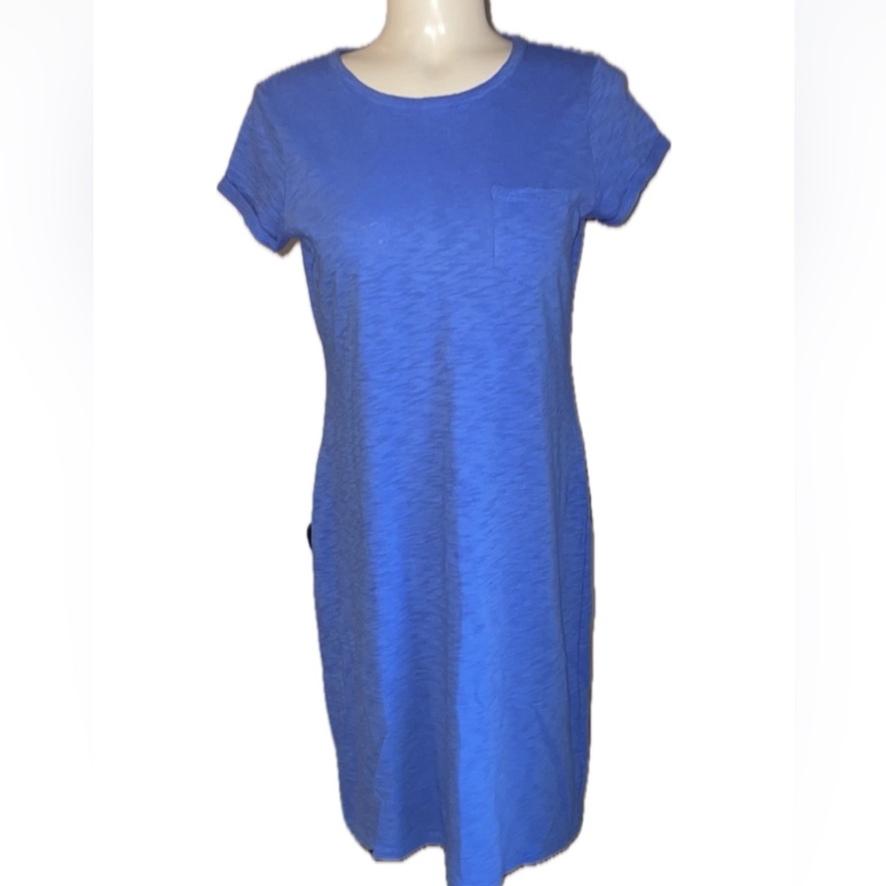 2/$25 The Gap Cute Easy wear Gap  Blue pocket T-shirt dress .